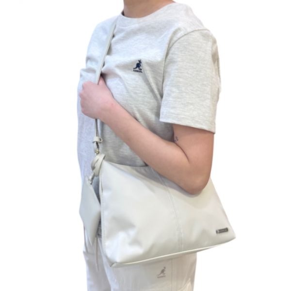 Kangol bag Day RetroCore Hobo Bag 3350 Ivory Crossbody Slingshot