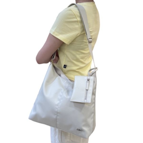 Kangol bag Day RetroCore large hobo bag 3351 Ivory crossbody slingback