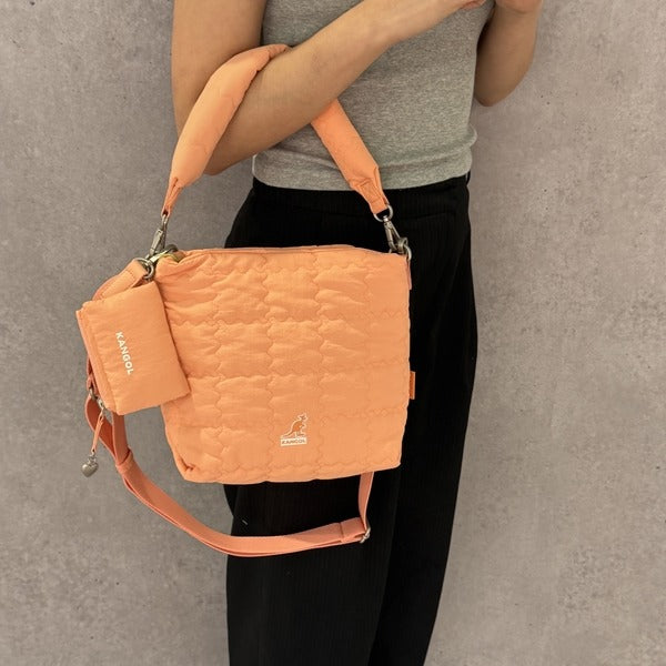 Kangol quilted bucket bag 3992 peach pink crossbody slingback