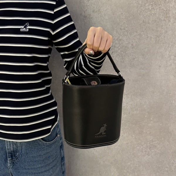 Kangol Bag Retrocore Bucket Bag 3961 Black Crossbody Slingback
