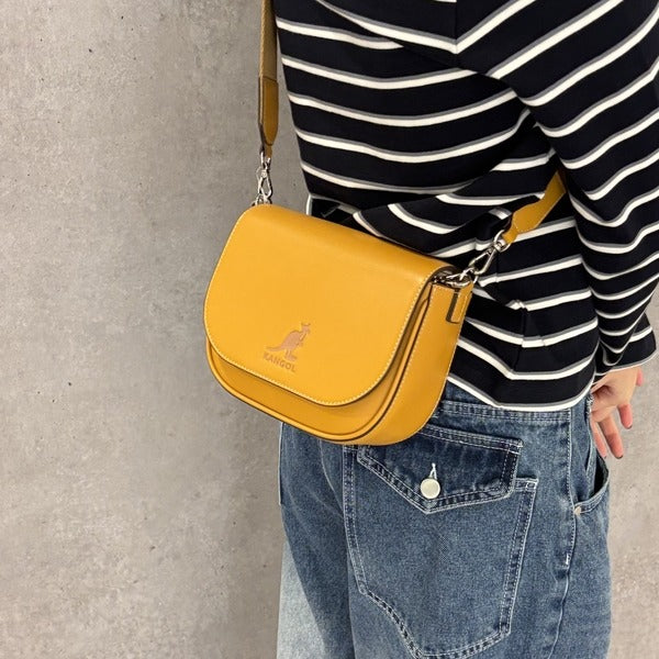 Kangol bag Luna Retrocore Flap Crossbody 3324 Mustard Slingsack