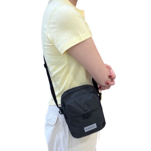 Kangol CBR Retro Core Crossbody 3353 Black Slingsack