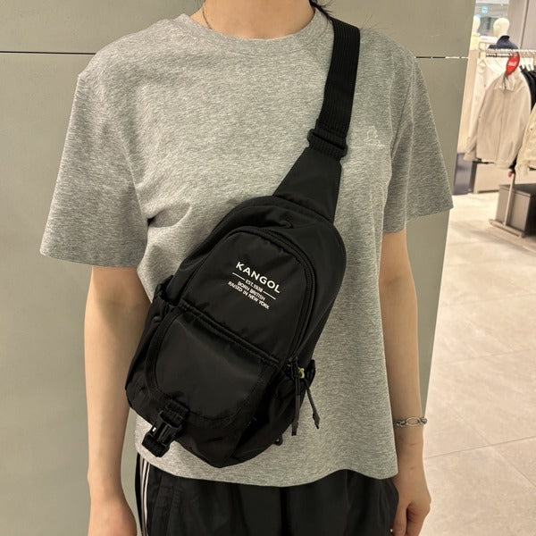 Kangol bag Soho Pocket Slingsback 1370 Black Crossbody